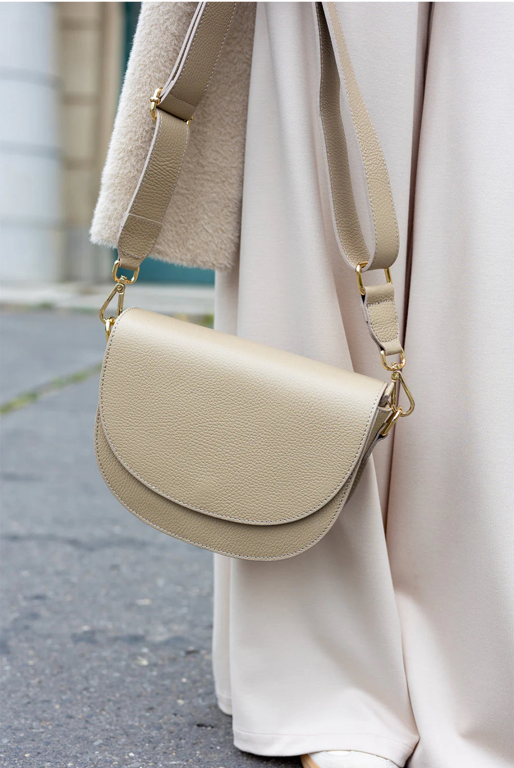 Leather shoulder Bag