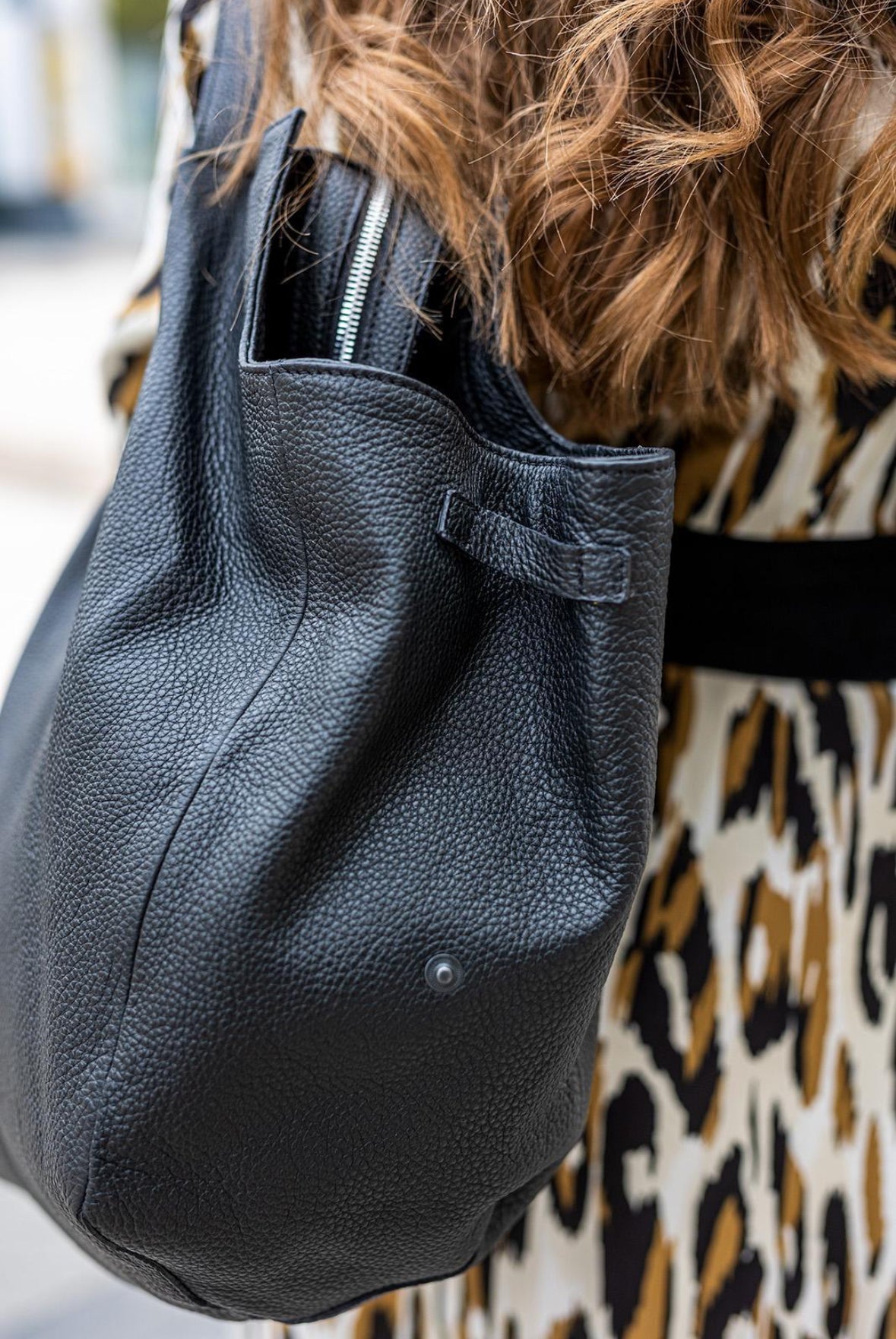 Black Label leather shoulder bag