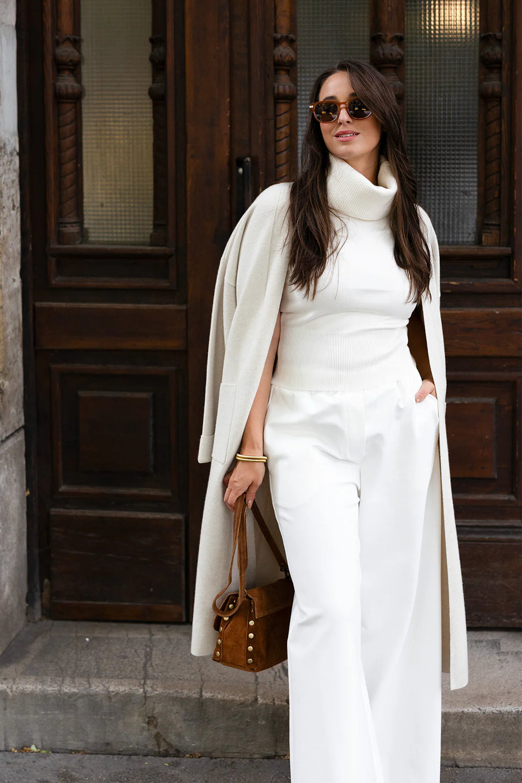 Woman turtleneck vest