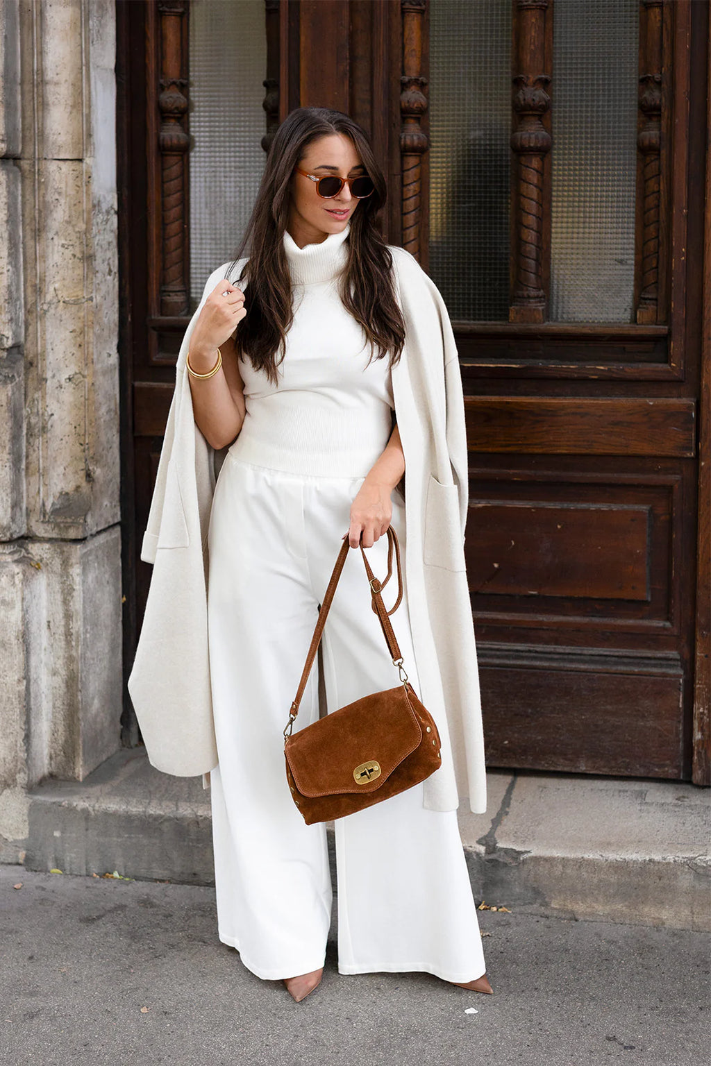 Woman turtleneck vest