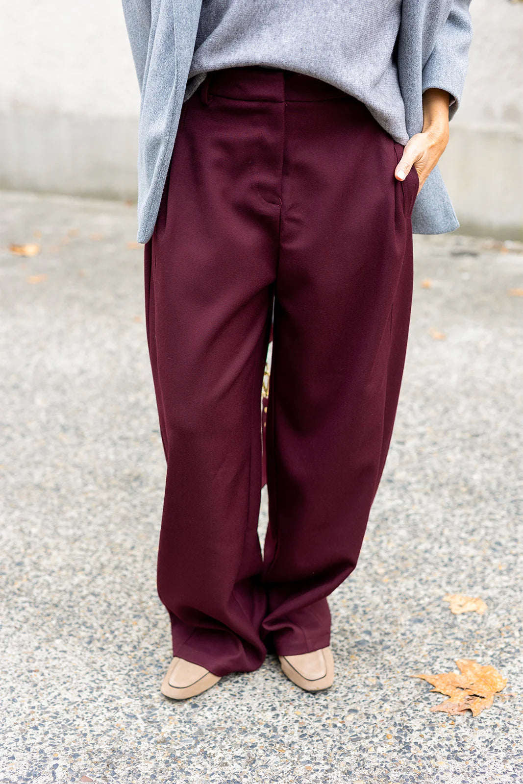 Woman trousers