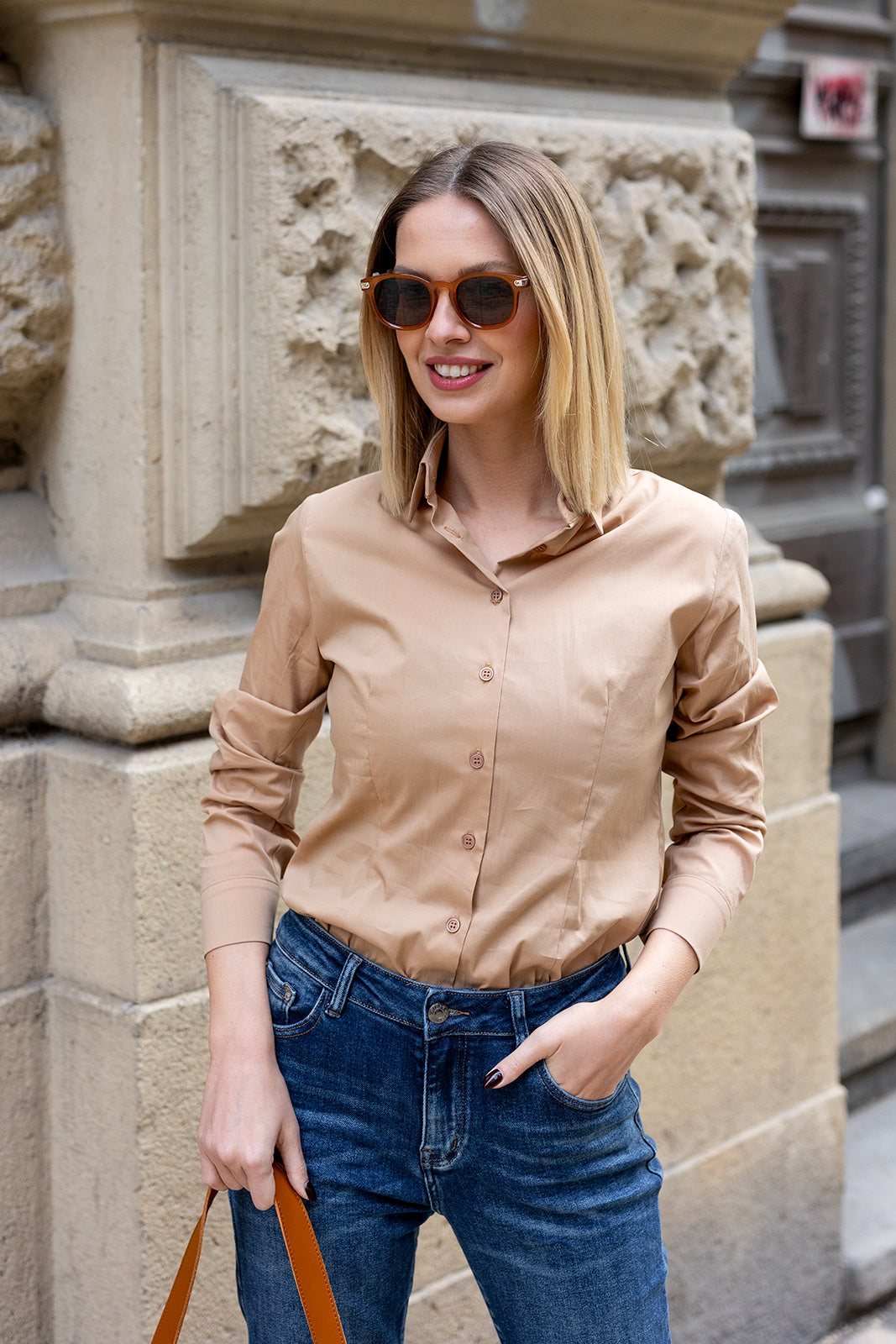 Woman shirt