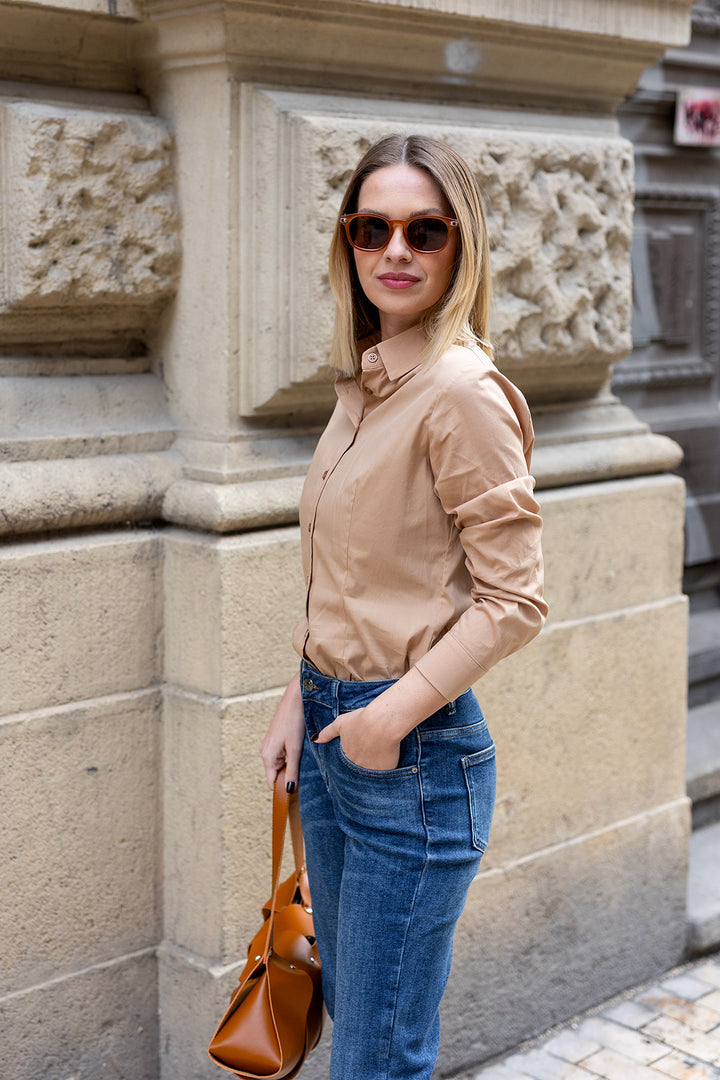 Woman shirt