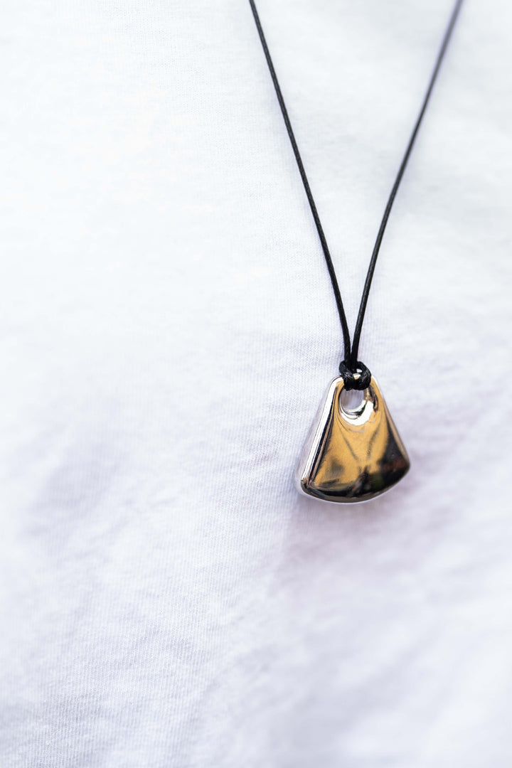 Cove Necklace